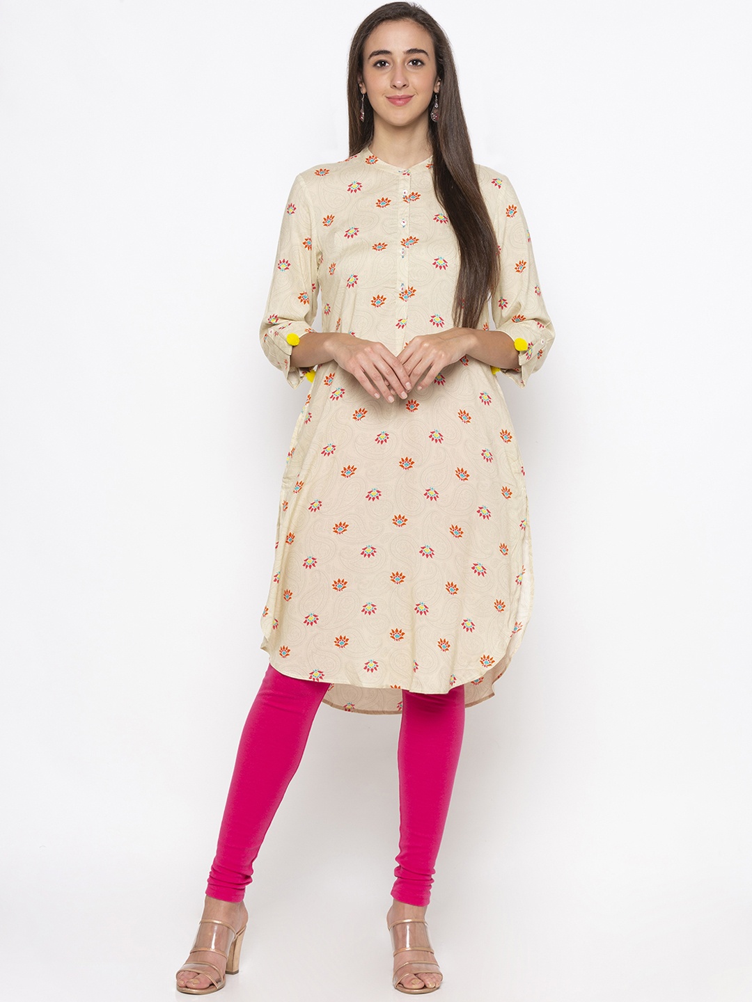 

Globus Women Beige & Red Printed Straight Kurta