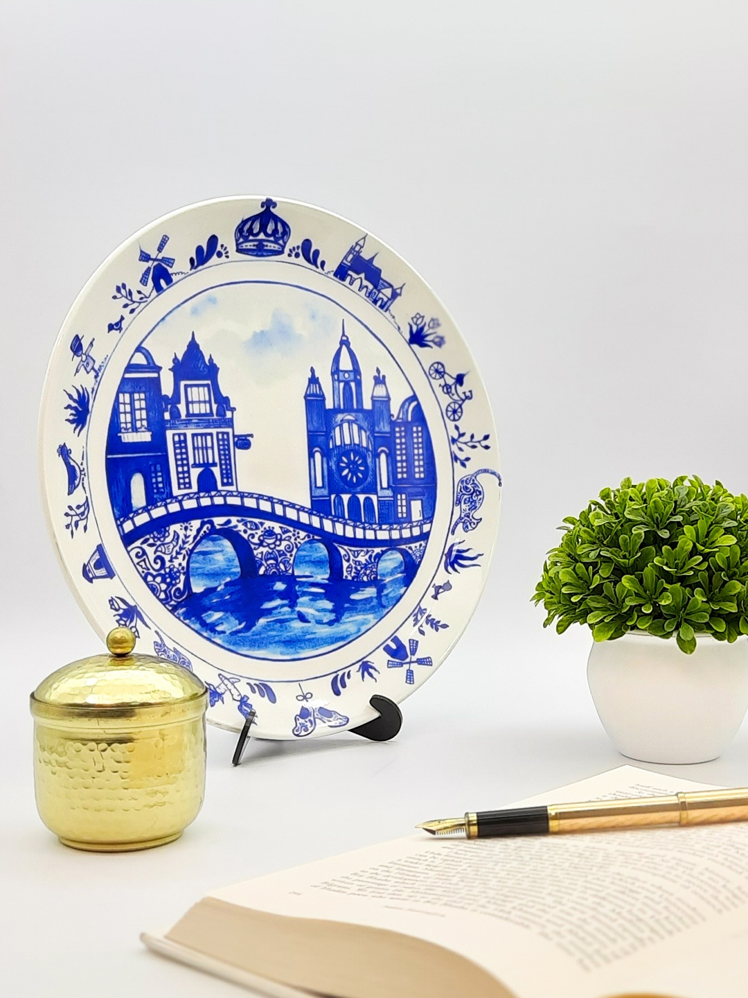 KOLOROBIA White & Blue Printed Plate Wall Decor