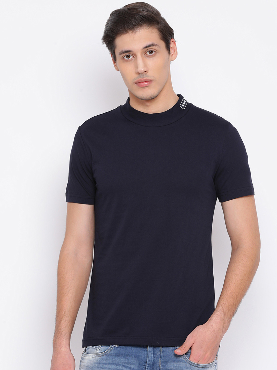 

Antony Morato Men Navy Blue Solid Round Neck Pure Cotton T-shirt