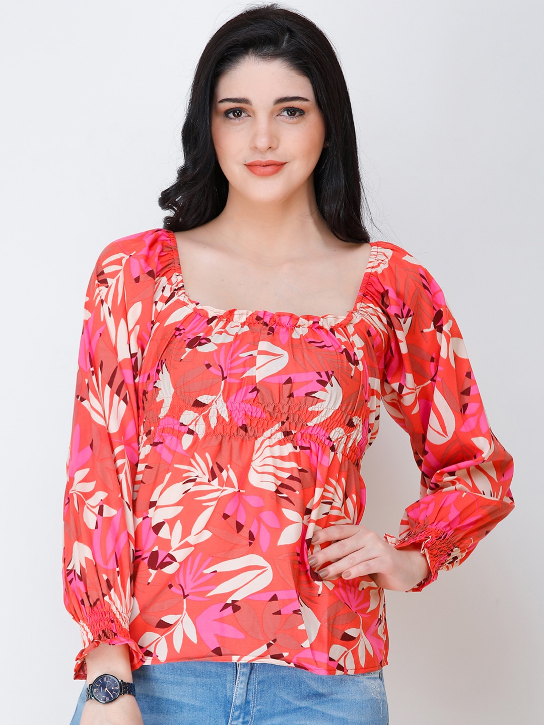 

SCORPIUS Women Pink & Beige Printed Top