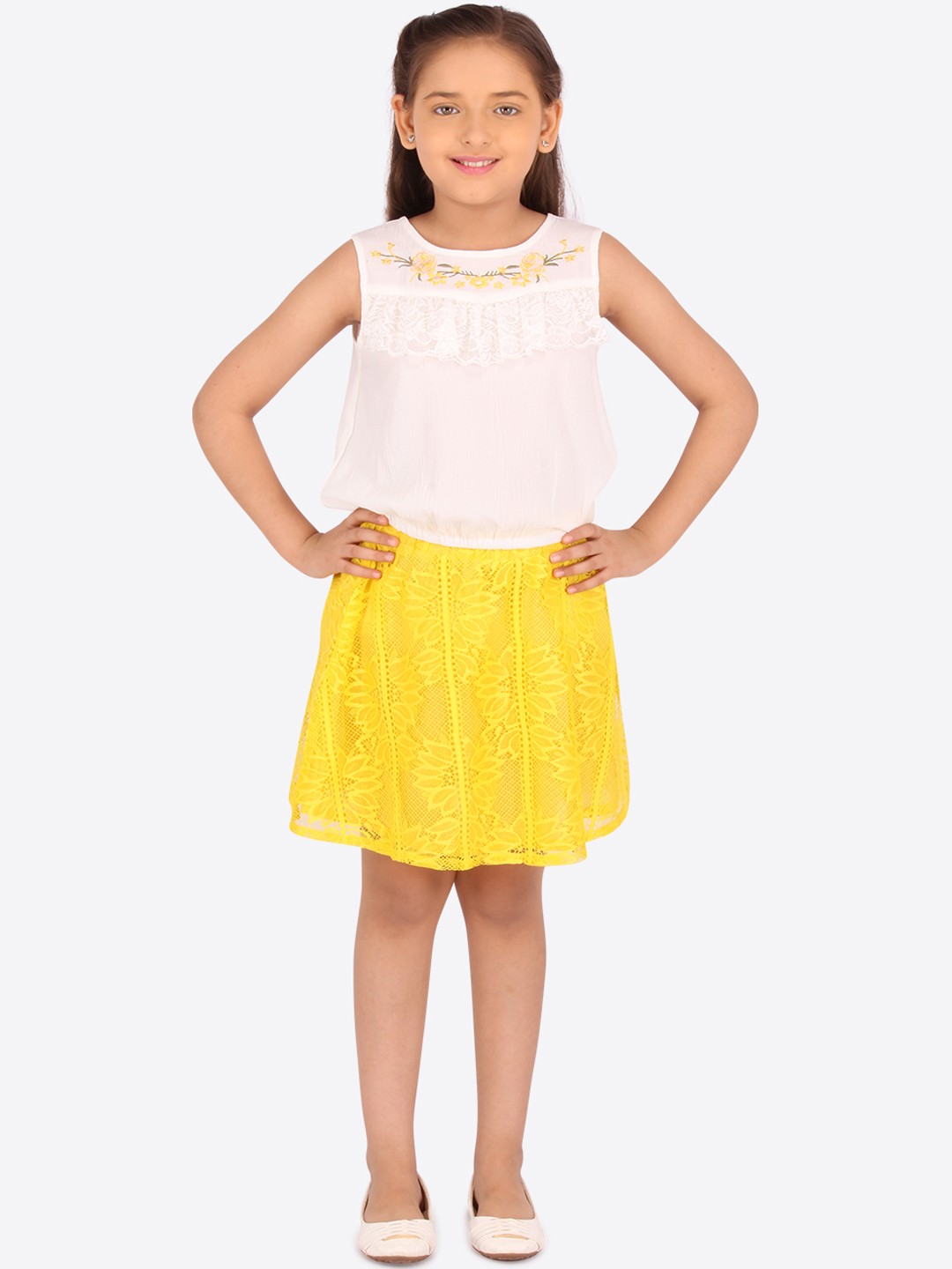 

CUTECUMBER Girls White & Yellow Self Design Top with Skirt