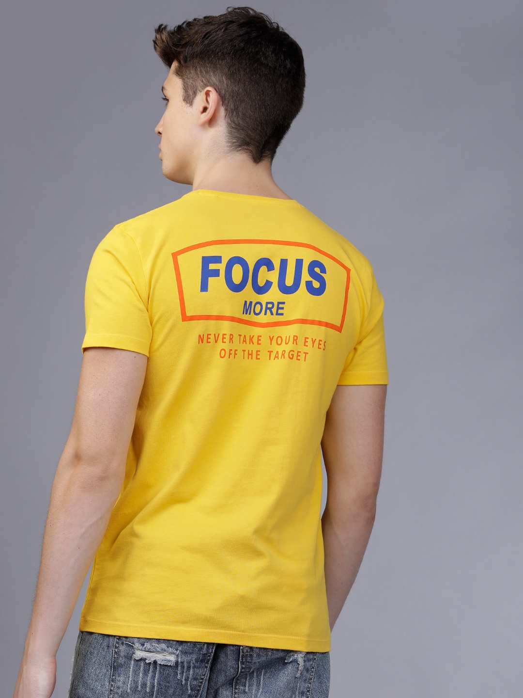 LOCOMOTIVE Men Yellow Slim Fit Printed Round Neck T-shirt