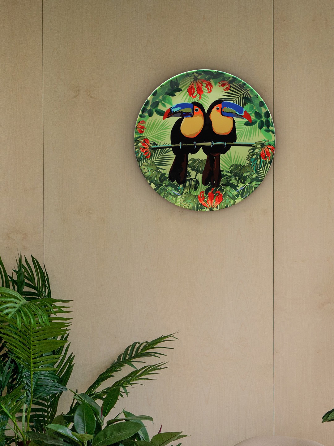 

KOLOROBIA Green Printed Tropical Rain Forest World Toucan Inspired Wall Decor Plate