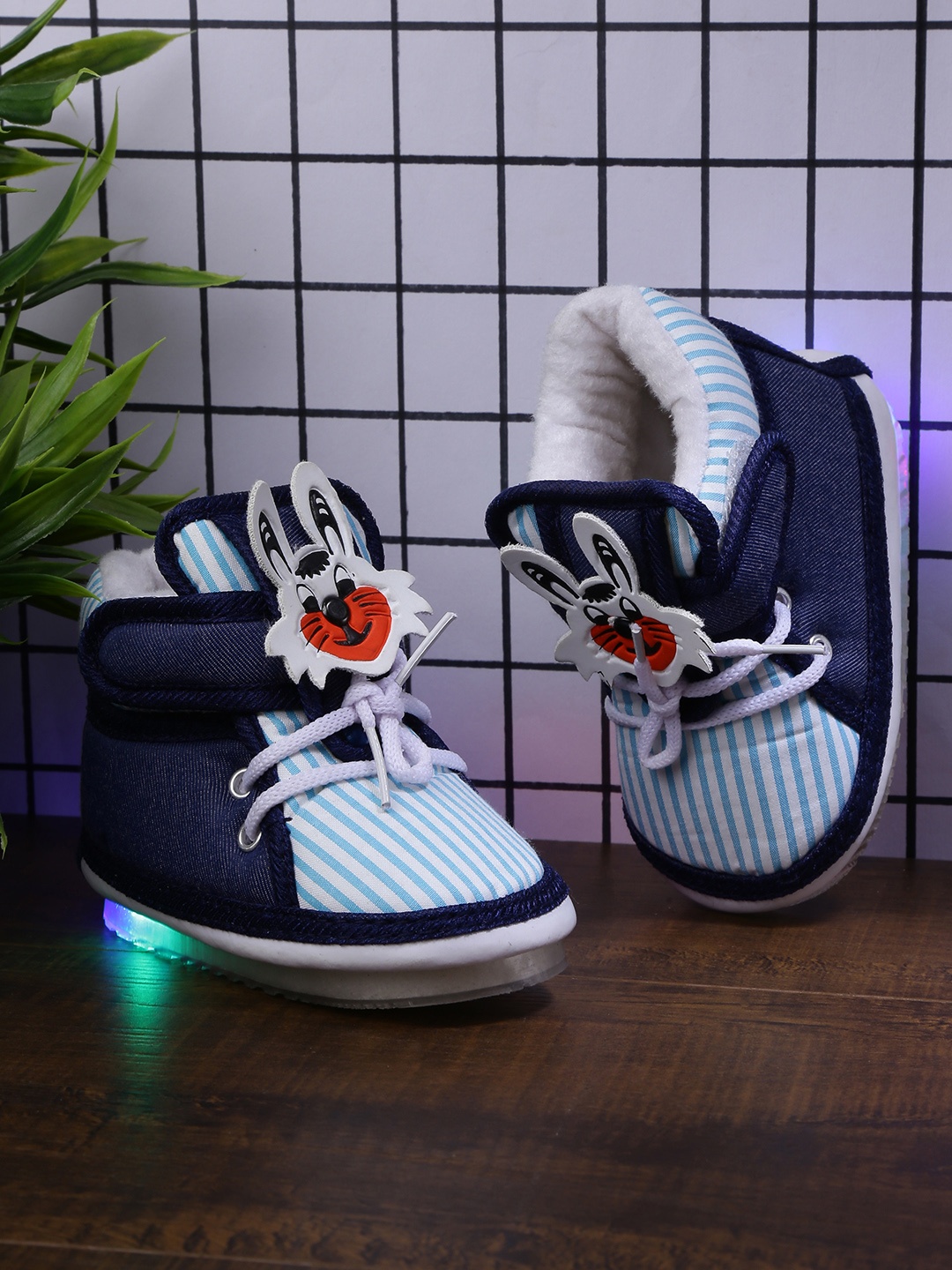 

CHiU Unisex Kids Blue Striped Textile Mid-Top Slip-On Sneakers