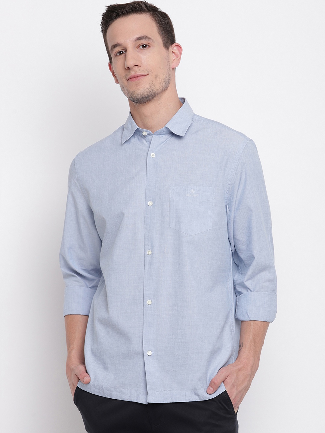 

GANT Men Blue Regular Fit Solid Casual Shirt