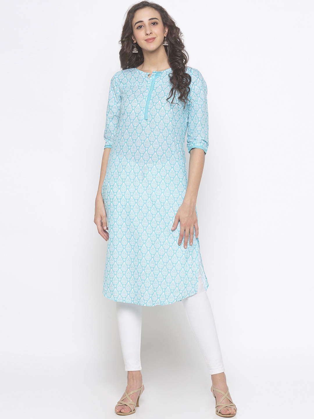 

Globus Women Turquoise Blue & White Floral Printed Straight Kurta
