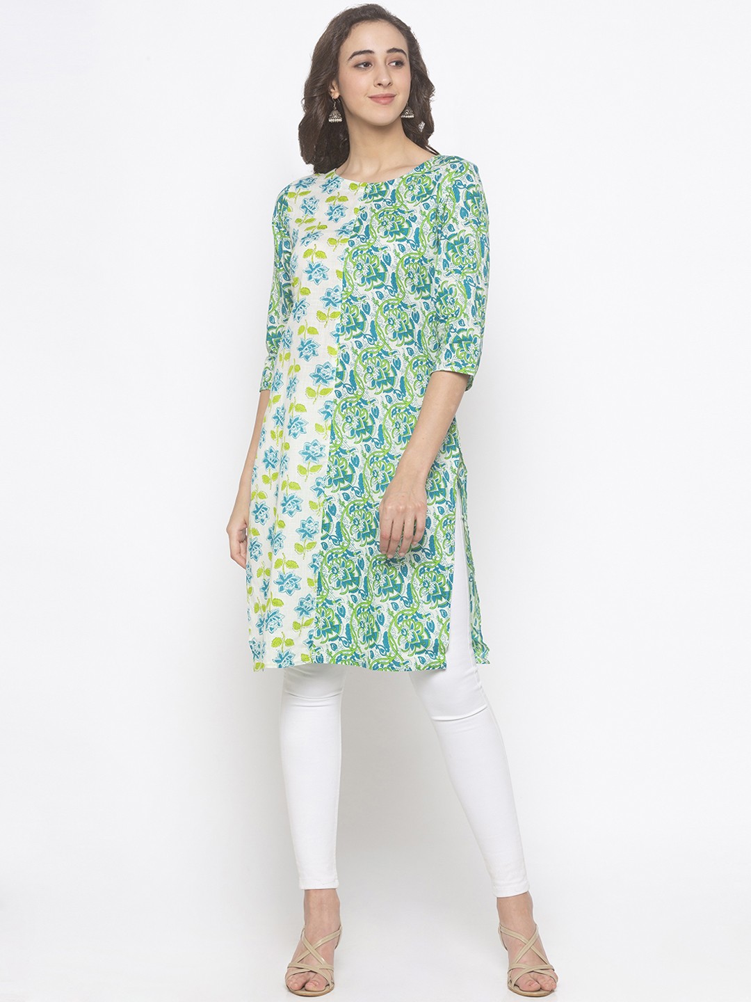 

Globus Women Off-White & Blue Floral Printed Straight Kurta