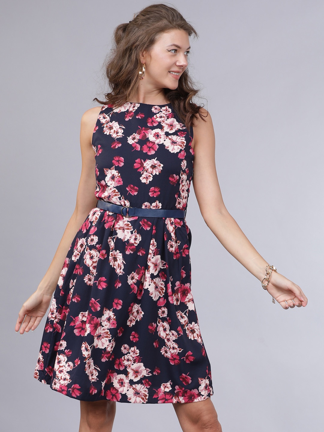 

Mumbai Slang Chic Women Navy Blue & Pink Floral Printed Fit and Flare Dress