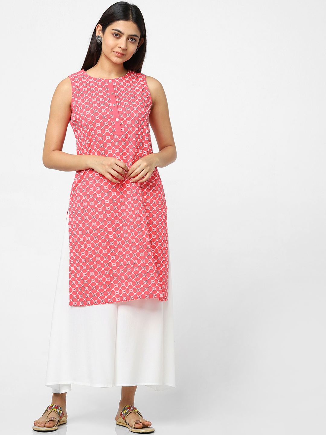 

Naari Women Peach-Coloured & White Embroidered Straight Kurta