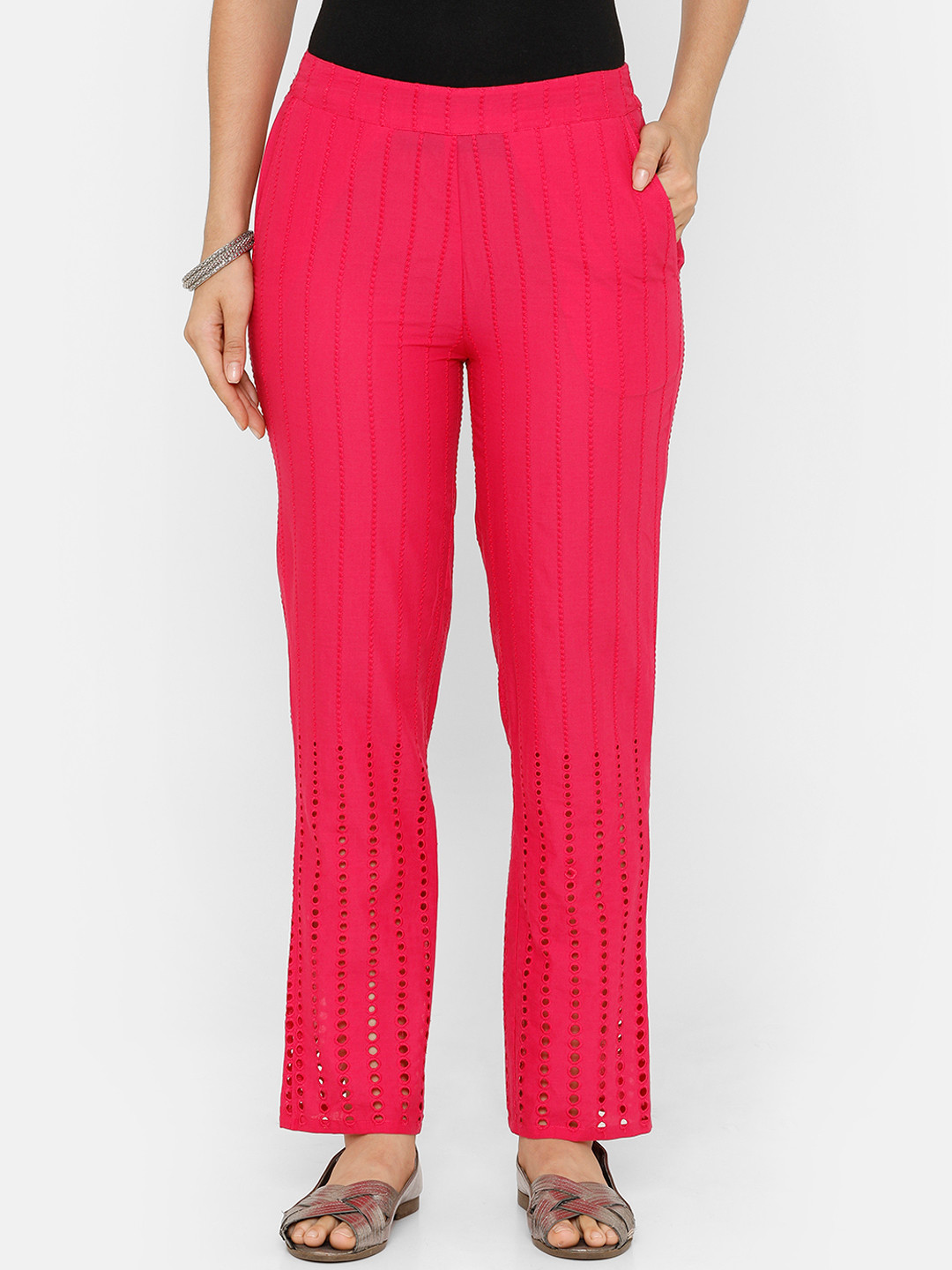 

De Moza Women Fuchsia Straight Fit Self Design Regular Trousers