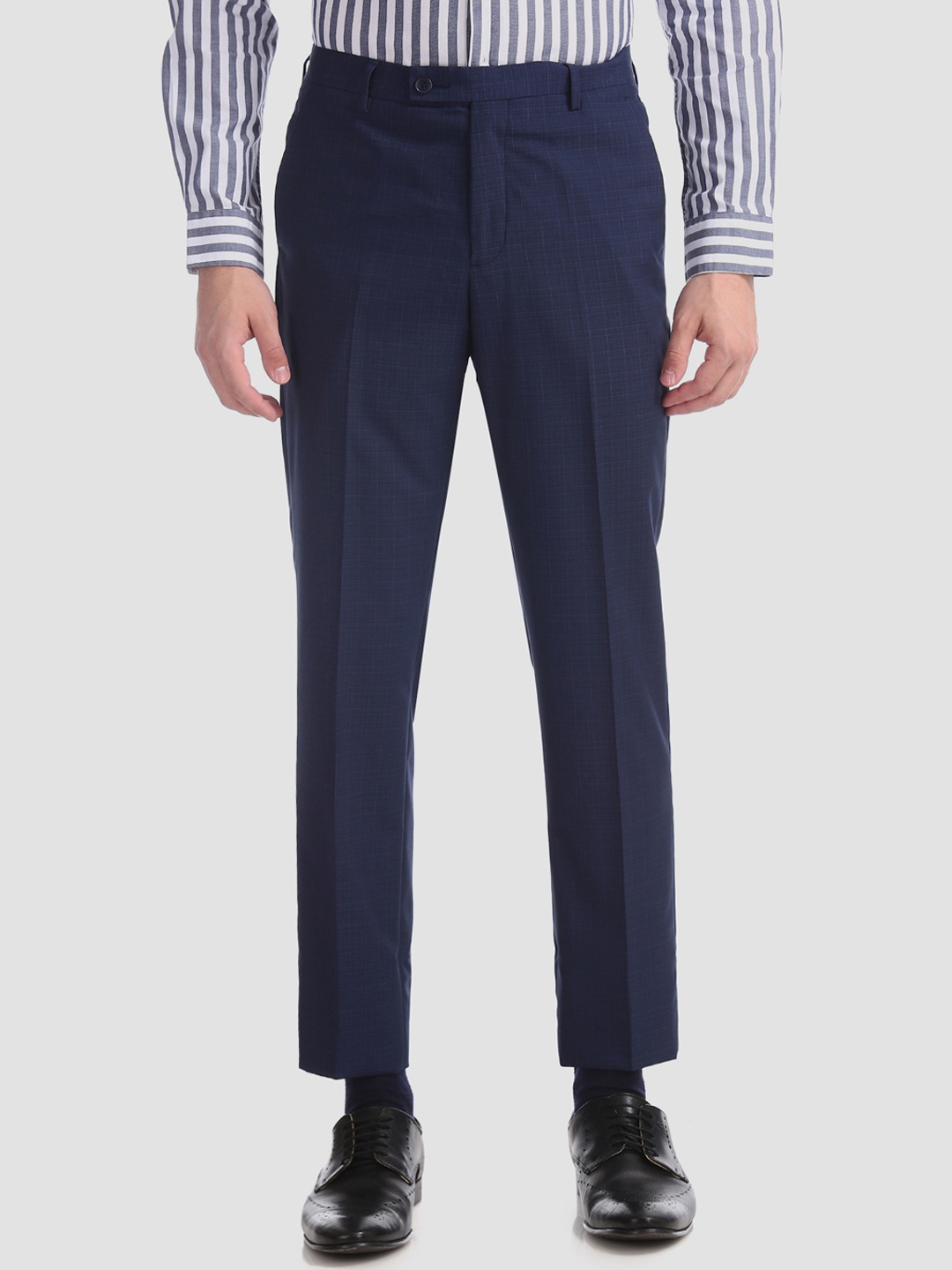 

Arrow Men Navy Blue Tapered Fit Checked Formal Trousers
