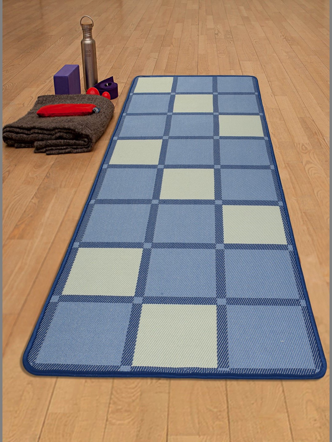 Saral Home Blue & Cream Wonder Life Design Hand Woven Yoga Mat