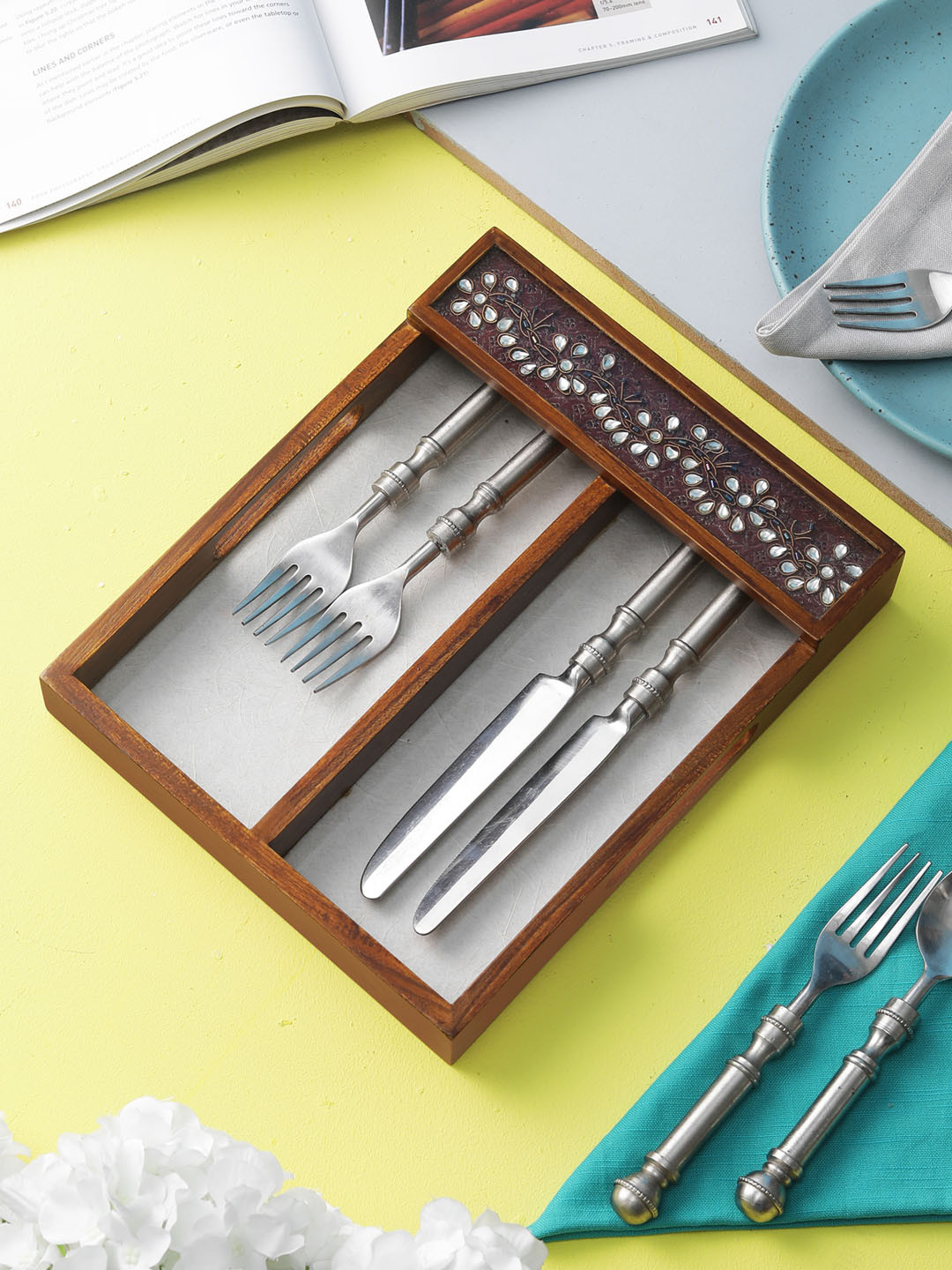 

VarEesha Brown Hand-made Kundan Embellished Teak Wood Cutlery Holder with Glass Base