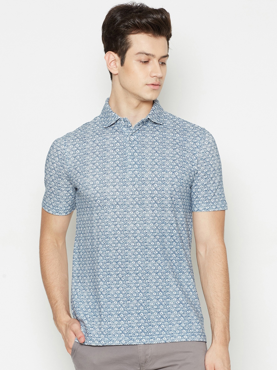 

Bruun & Stengade Men Blue & Off White Printed Polo Collar T-shirt
