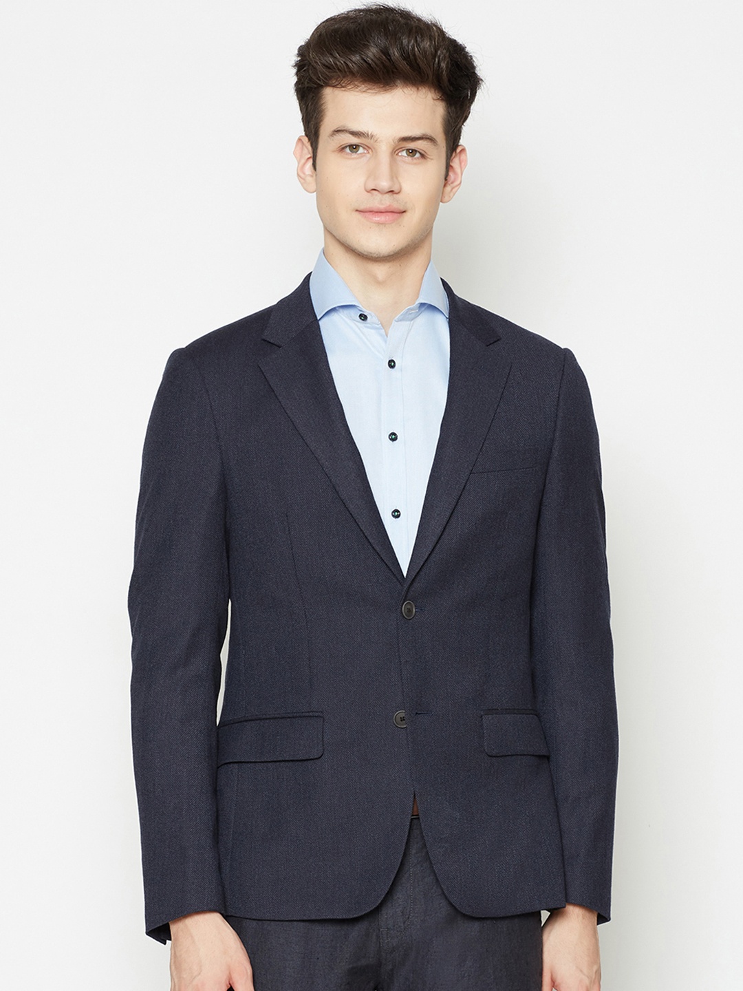 

Bruun & Stengade Men Navy Blue Solid Slim-Fit Single-Breasted Formal Blazer