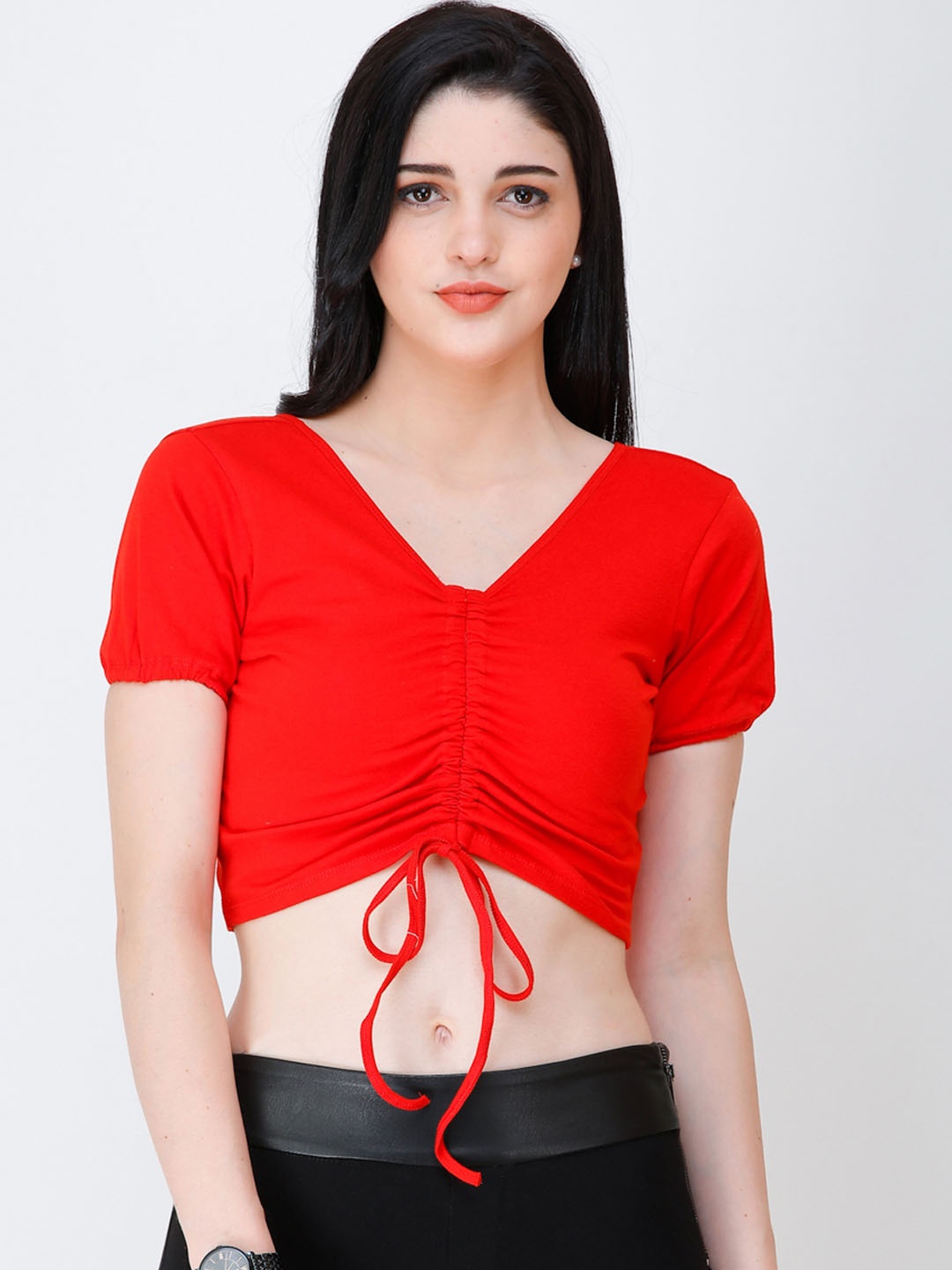 SCORPIUS Women Red Solid Crop Top