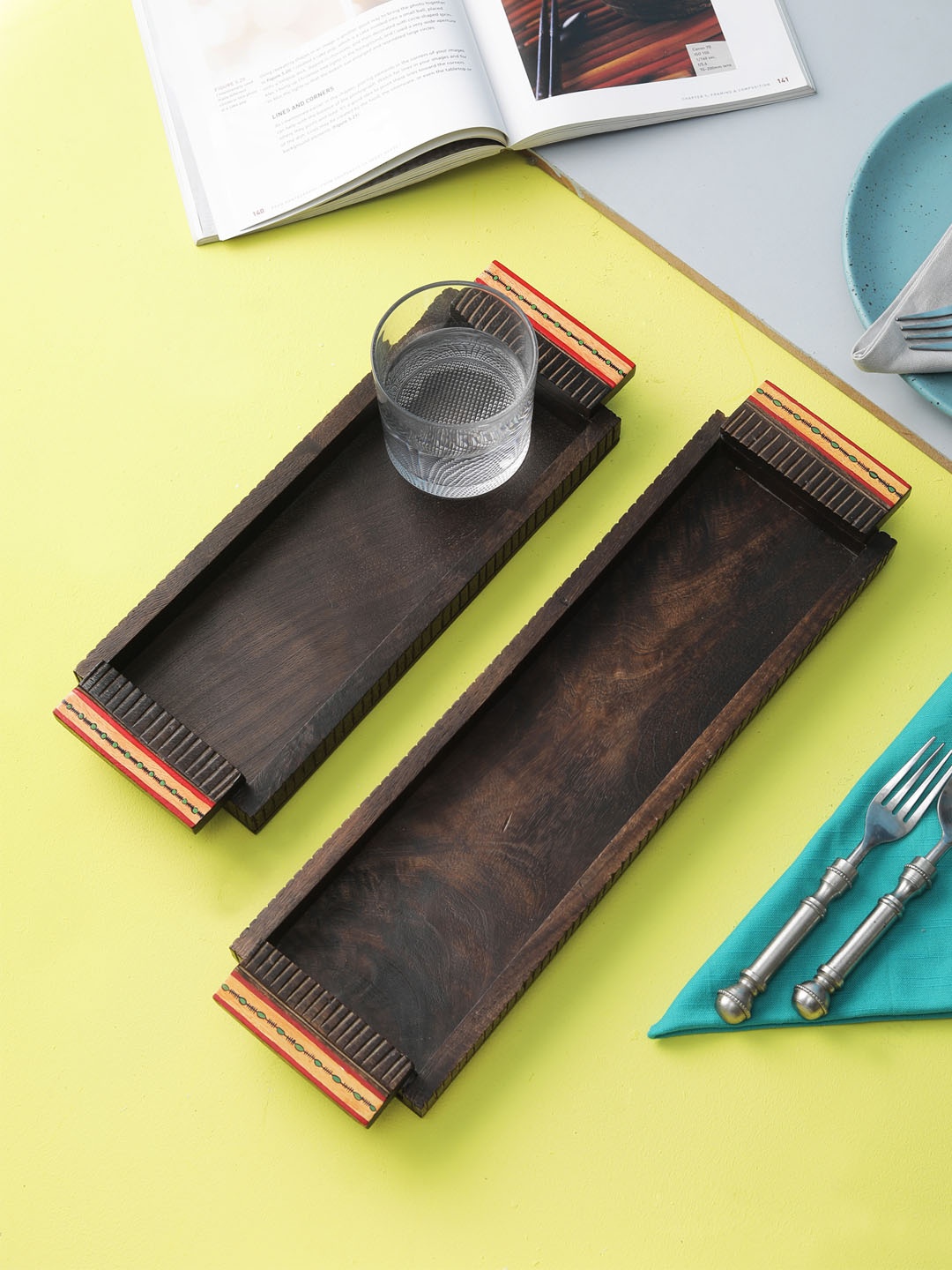 

VarEesha Set of 2 Hand-Painted Mango Wood Serving Tray, Brown