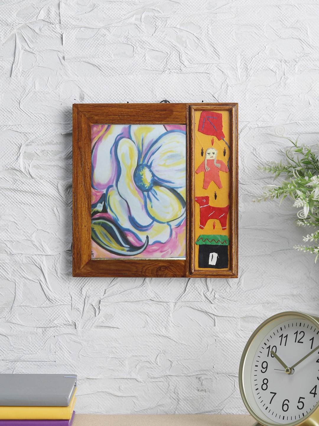 

VarEesha Brown Handmade Teak Wood Table-Top Photo Frame
