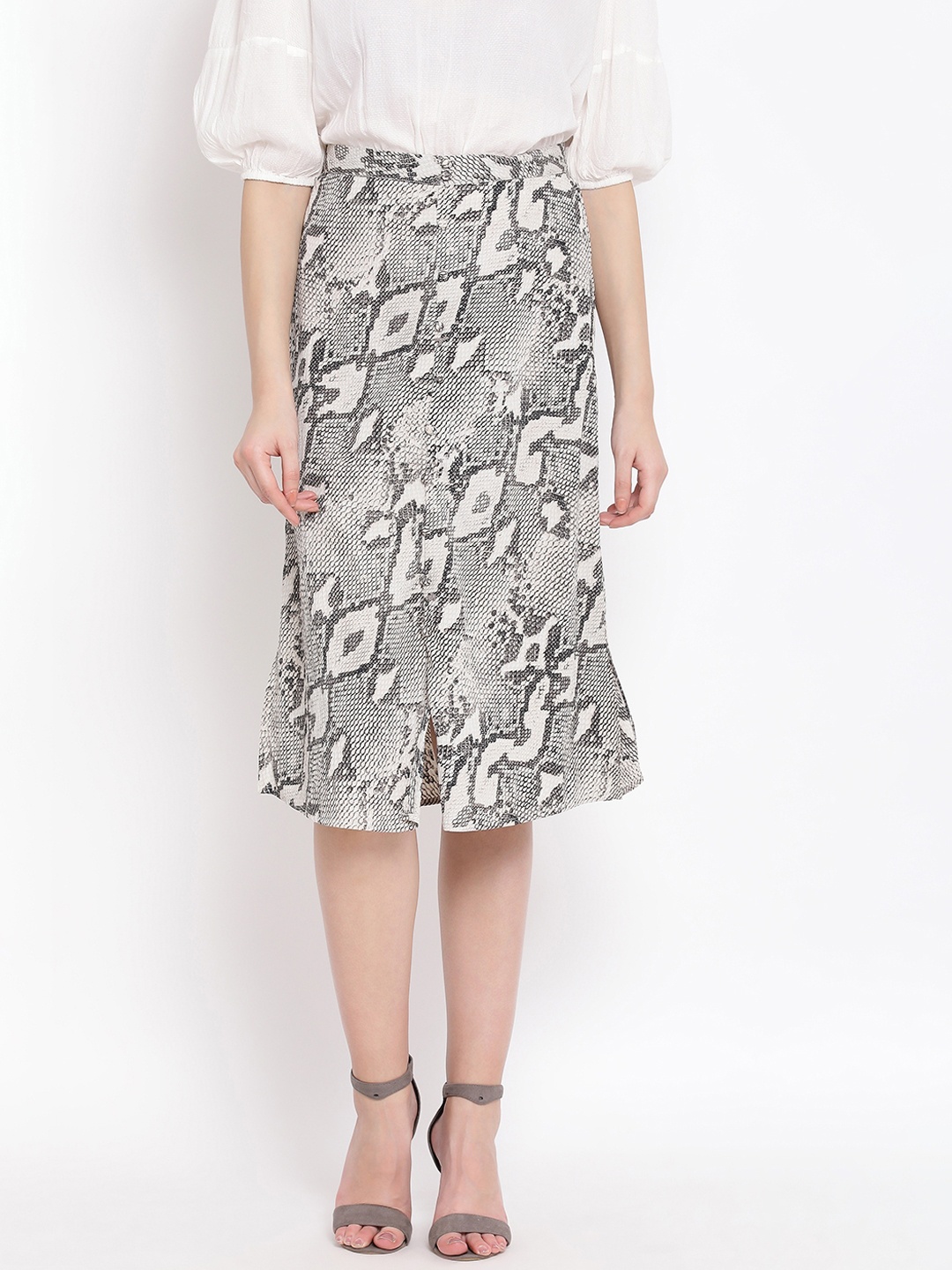 

Oxolloxo Women Grey & White Printed Wild Metal Glam A-Line Skirt