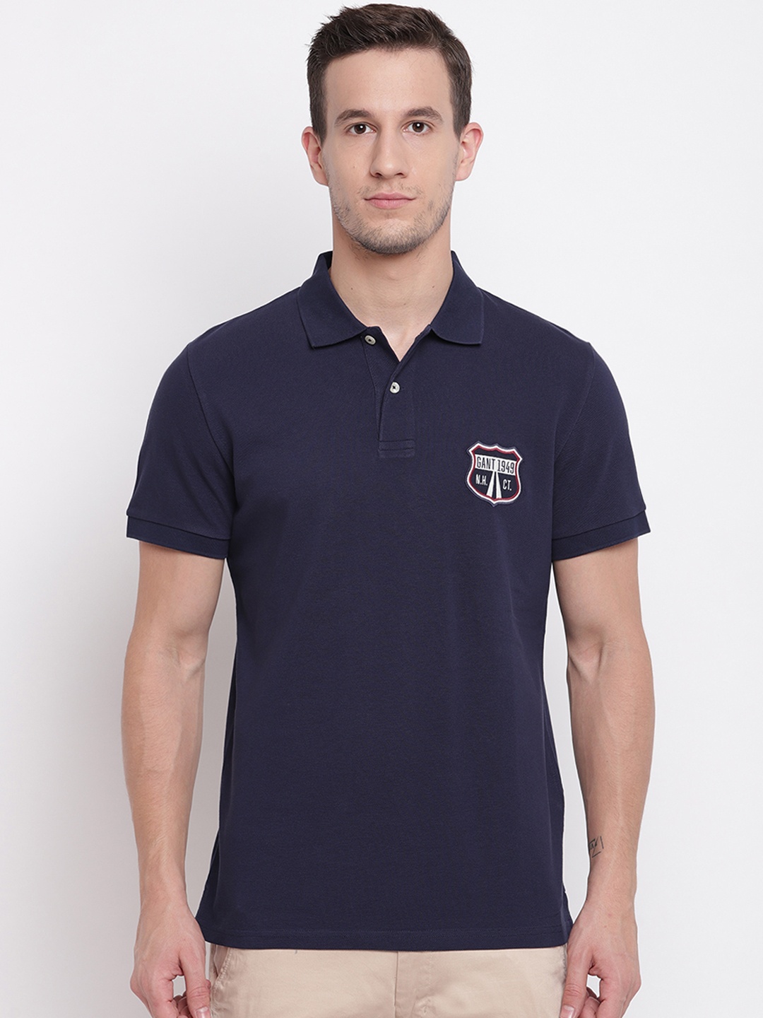 

GANT Men Navy Blue Solid Polo Collar T-shirt