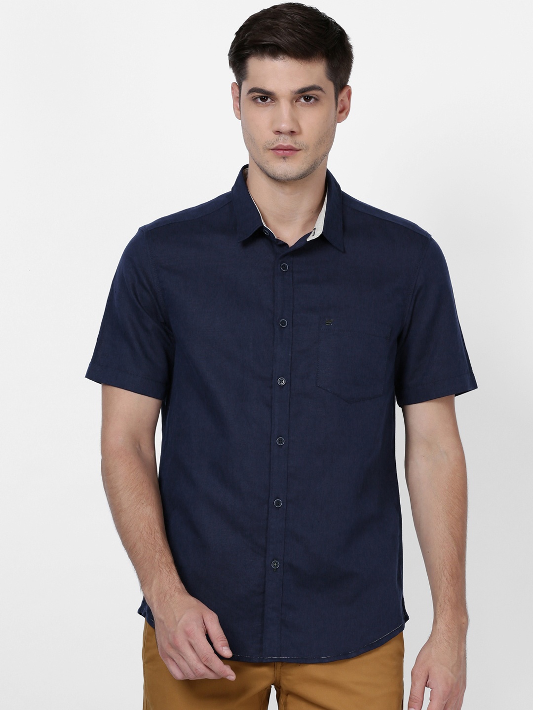 

t-base Men Navy Blue Regular Fit Solid Casual Shirt