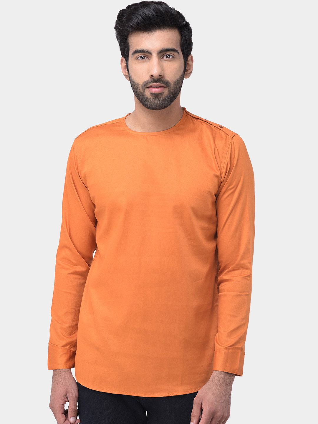 

SG LEMAN Men Orange Solid Straight Kurta