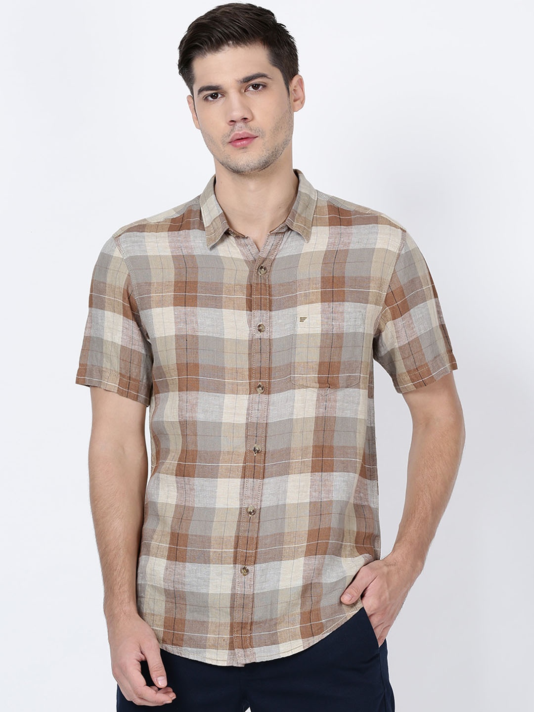 

t-base Men Beige & Brown Regular Fit Checked Casual Linen Shirt