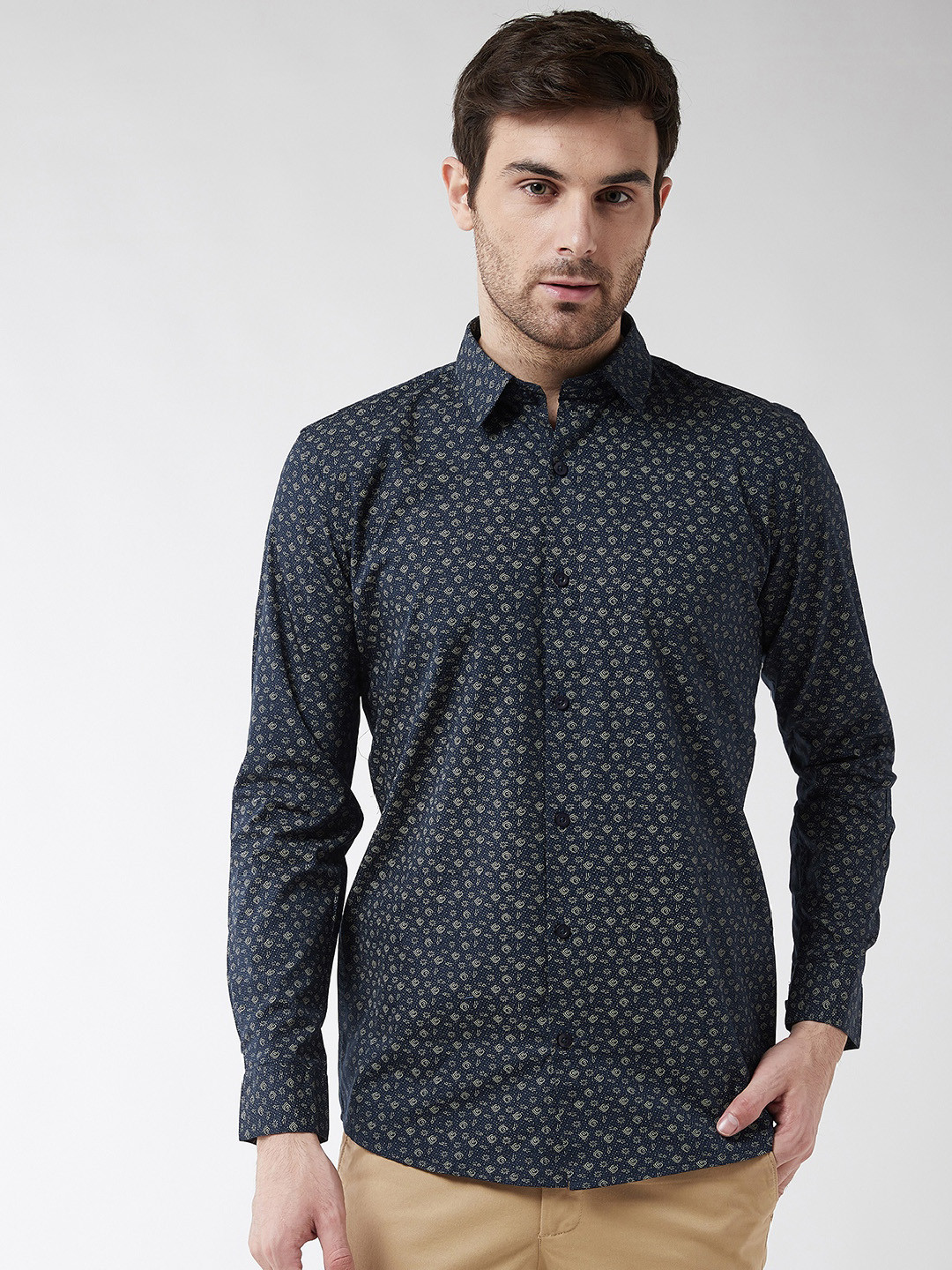 

SOJANYA Men Navy Blue & Gold-Toned Regular Fit Printed Casual Shirt