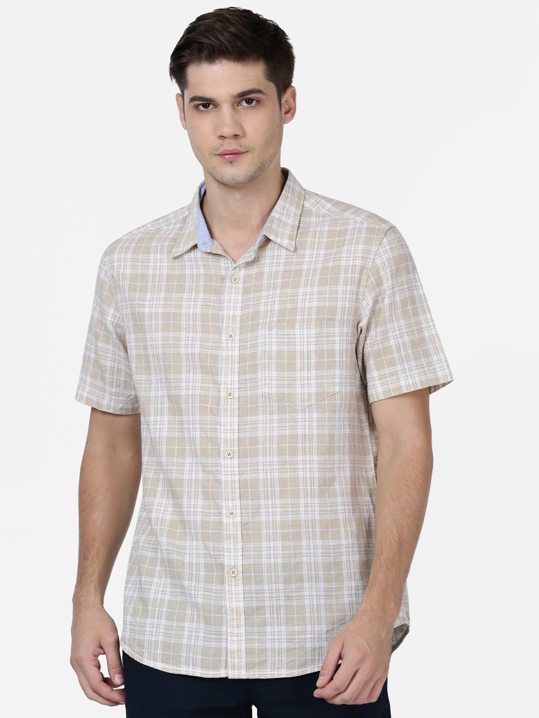 

t-base Men Beige Regular Fit Checked Casual Shirt