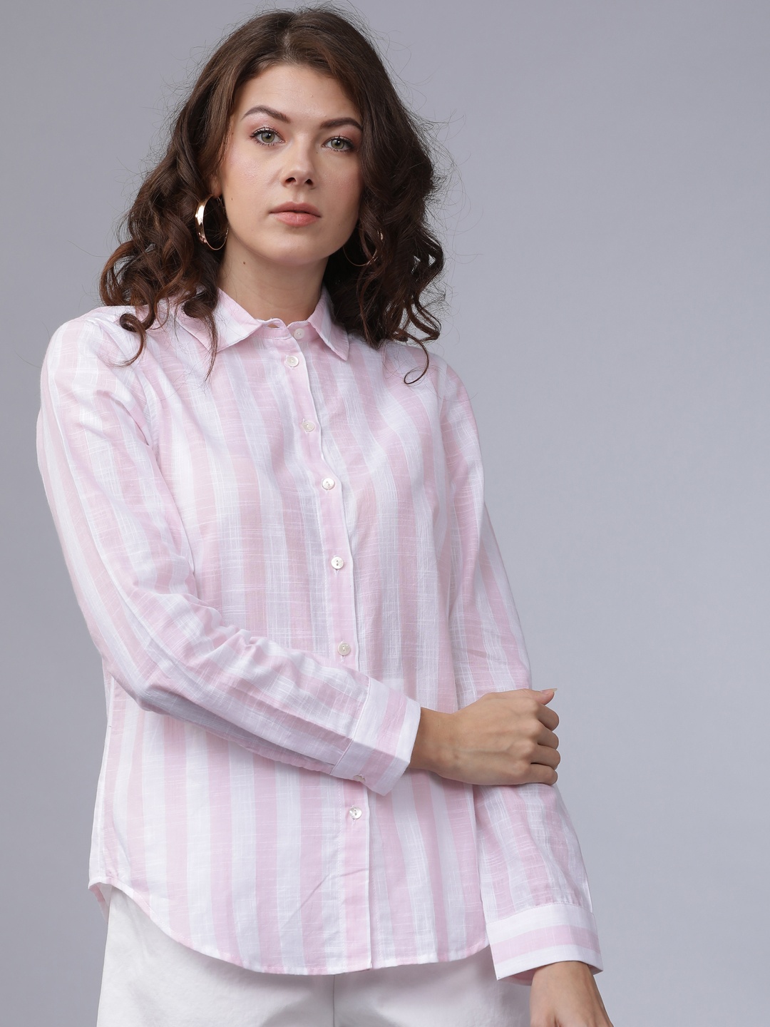 

Tokyo Talkies Women Pink & White Regular Fit Striped Casual Shirt