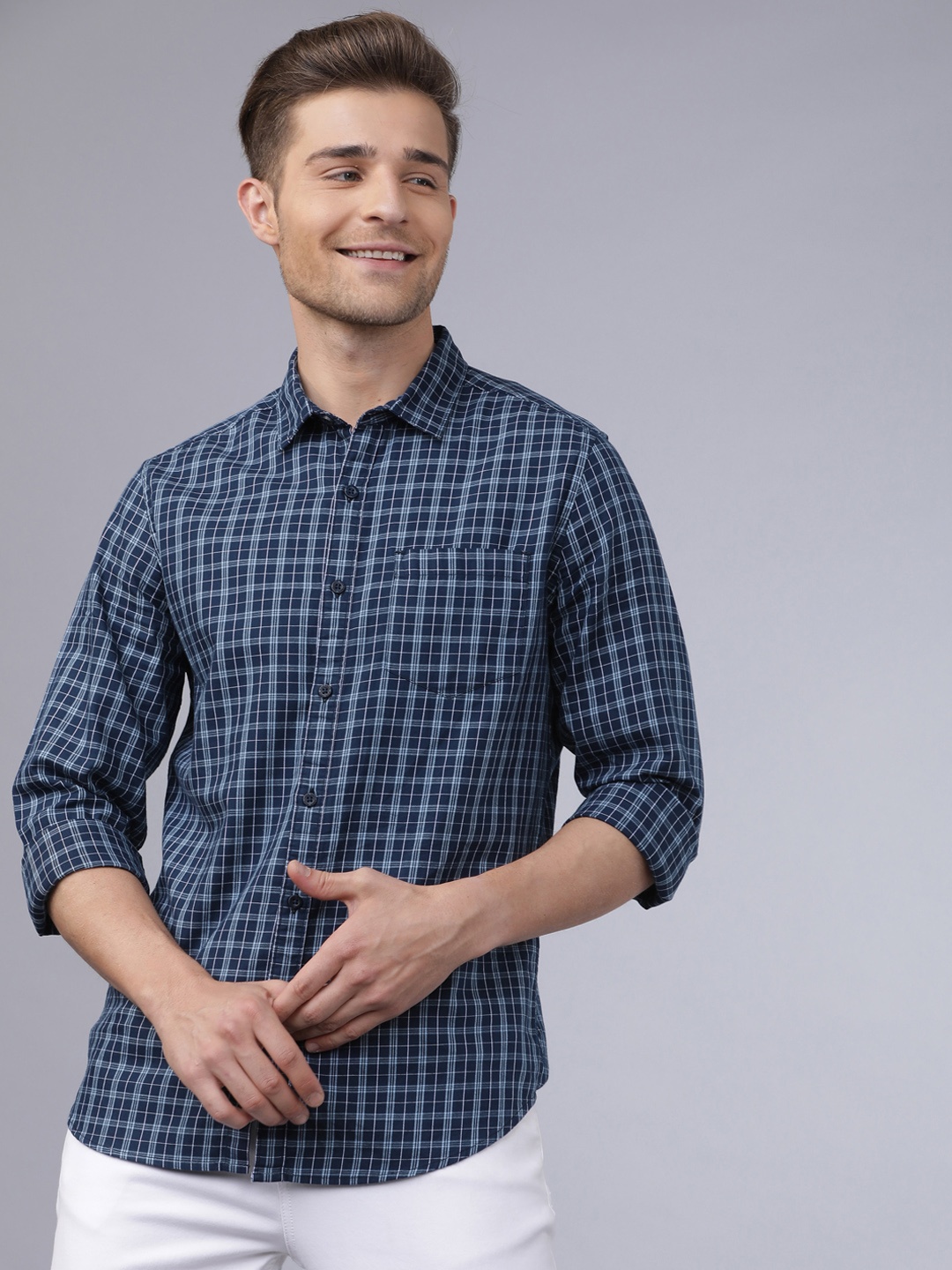 

HIGHLANDER Men Navy Blue Slim Fit Checked Casual Shirt