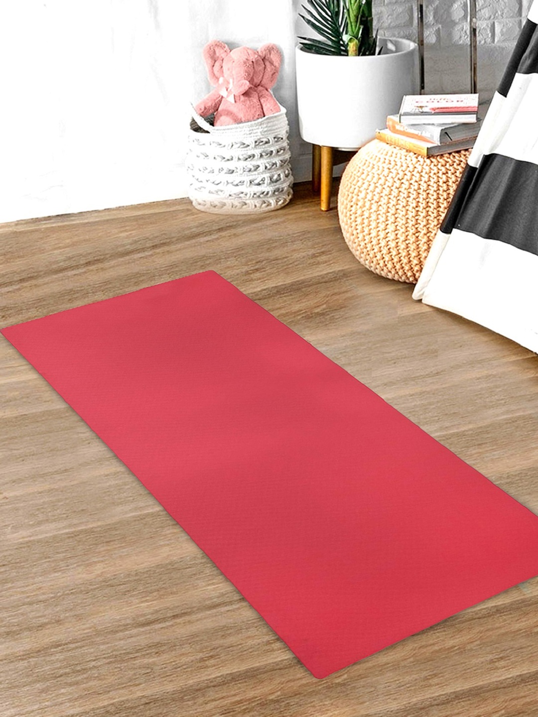 

Kuber Industries Unisex Red Solid Anti-Skid Yoga Mat, Coral