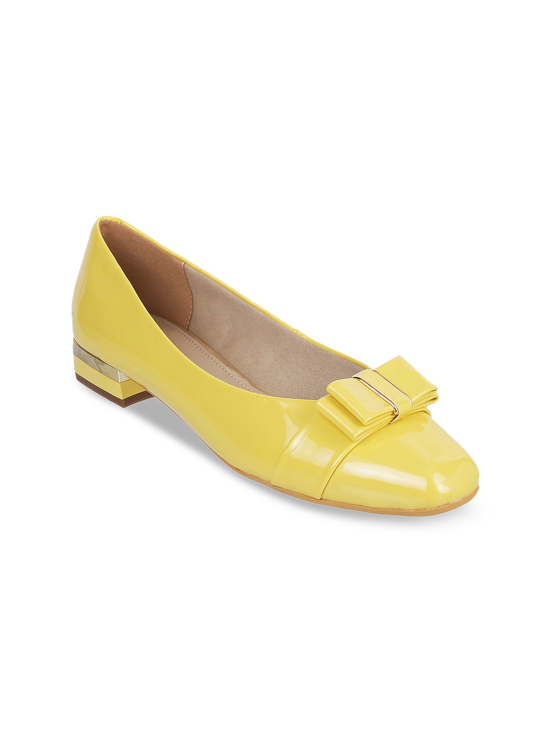

Metro Women Yellow Solid Pumps