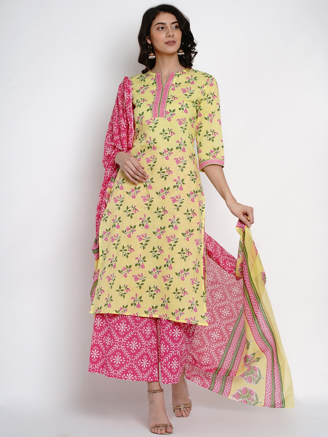 

Yuris Women Yellow & Pink Floral Printed Kurta with Palazzos & Dupatta