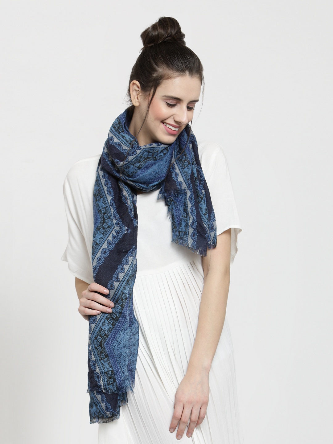 J Style Women Blue Printed Stole