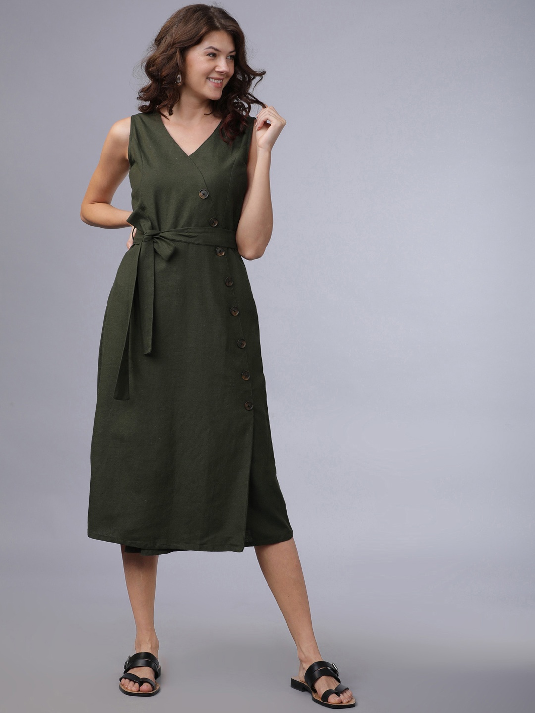 

Tokyo Talkies Women Olive Green Solid Fit and Flare Dress