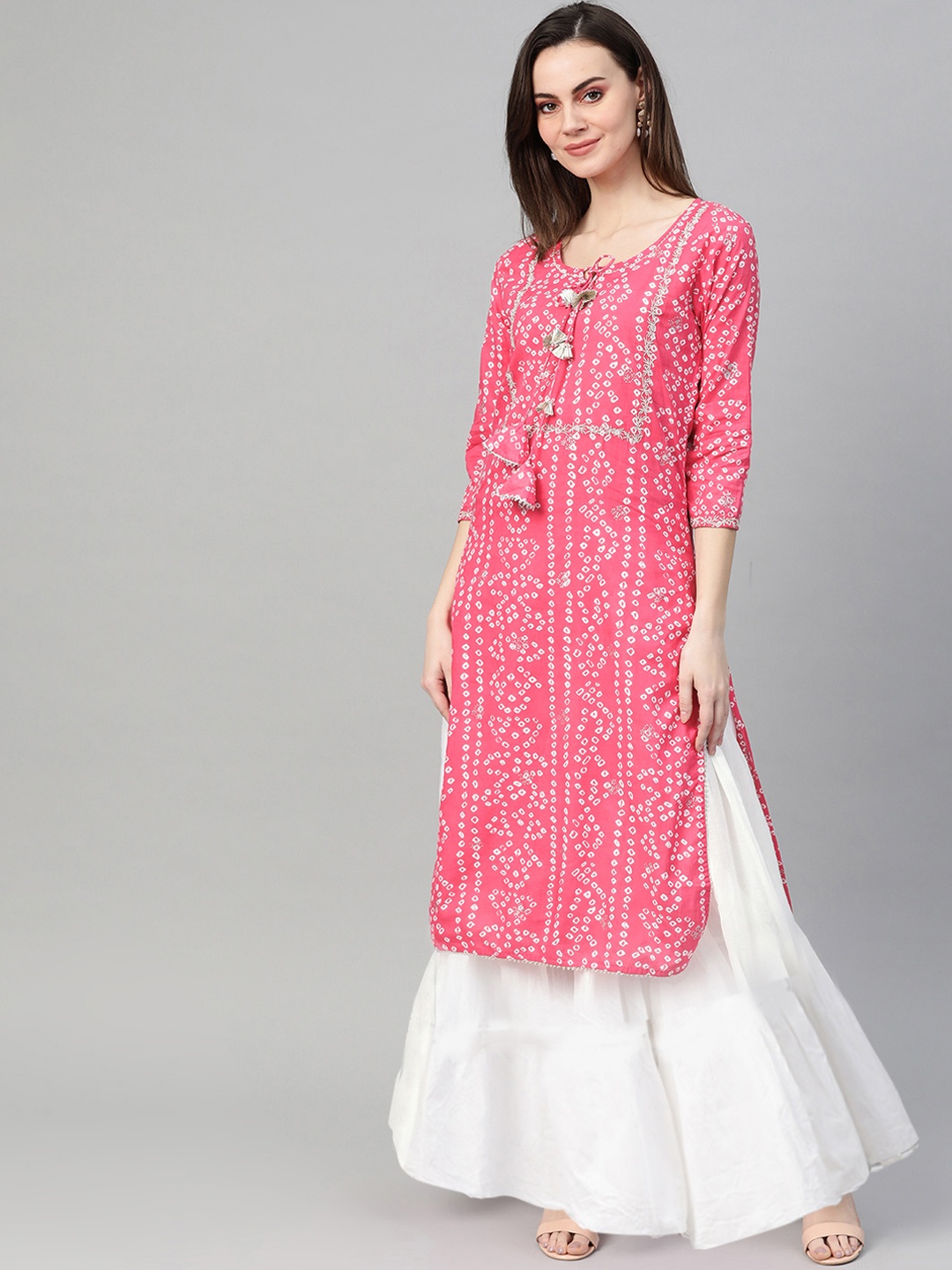 

Ishin Women Pink Printed Straight Kurta