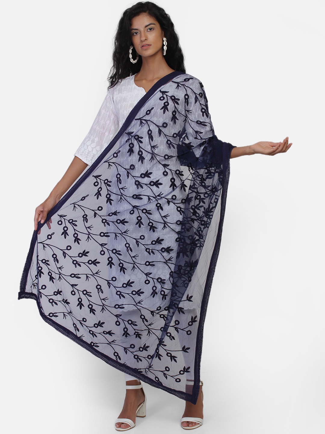 

amraoo Navy Blue Embroidered Dupatta