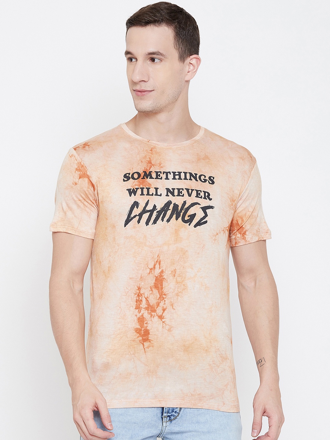 

armure Men Orange Printed Round Neck T-shirt