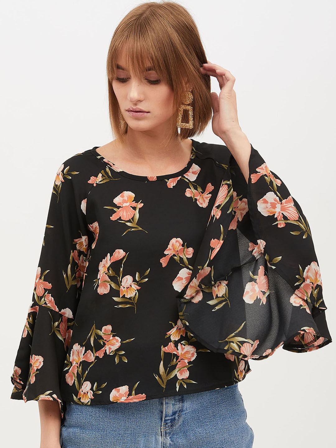 

Harpa Women Black & Pink Floral Printed Top