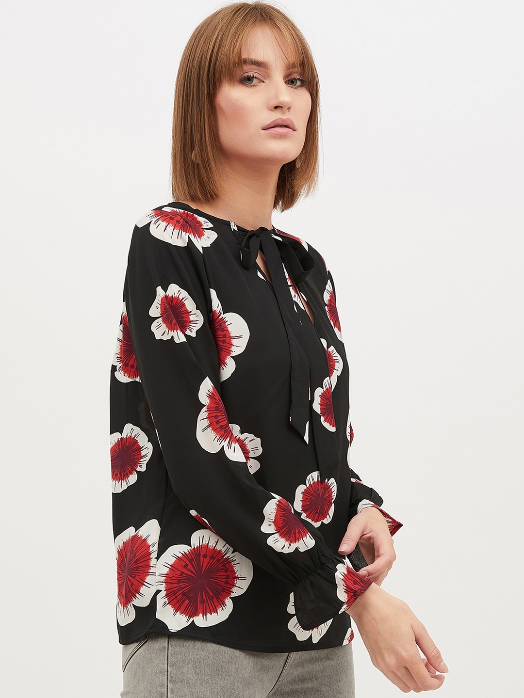 Harpa Women Black & Red Floral Printed Top