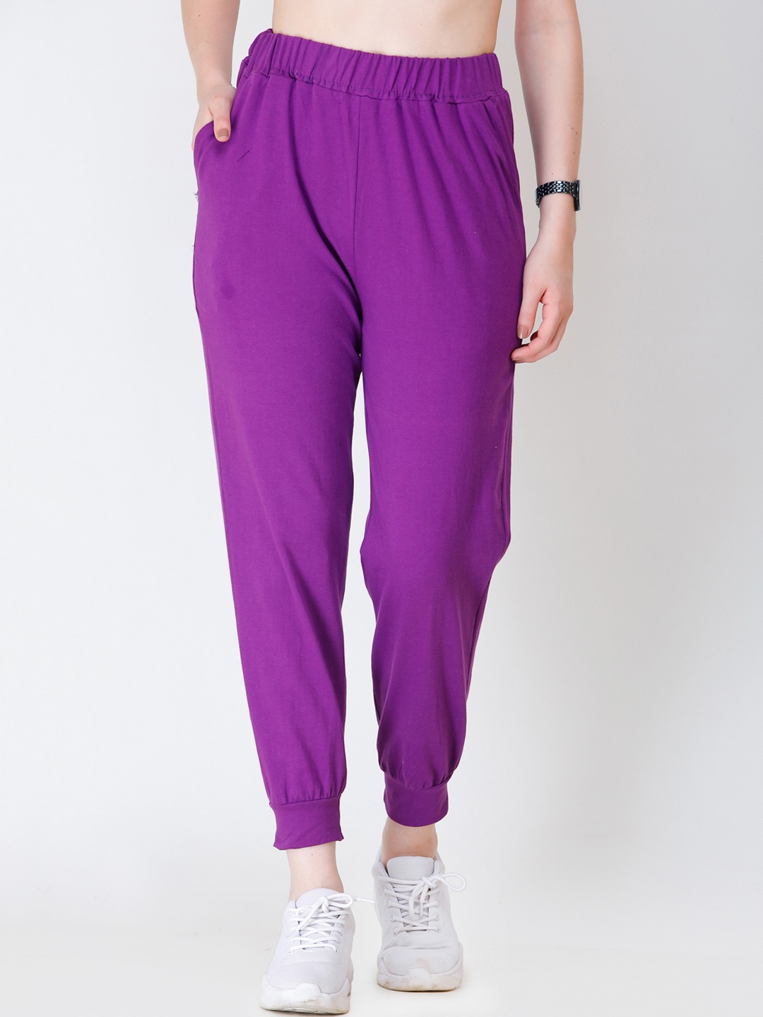 

SCORPIUS Women Purple Solid Joggers