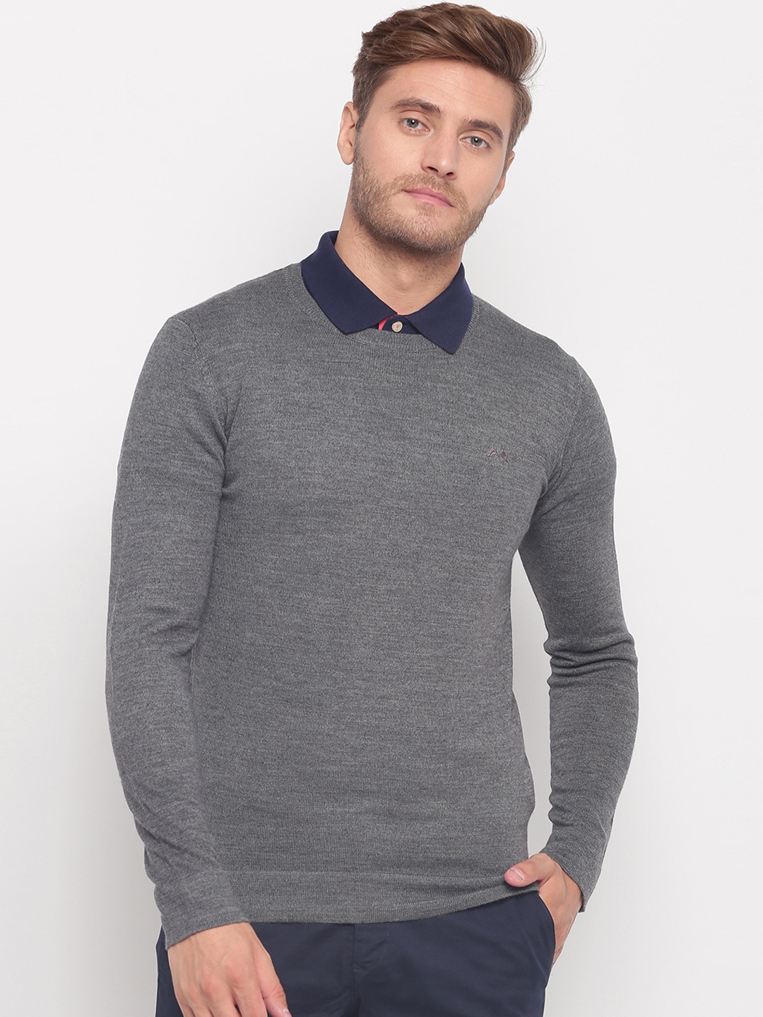 

LINDBERGH Men Grey Solid Pullover Sweater