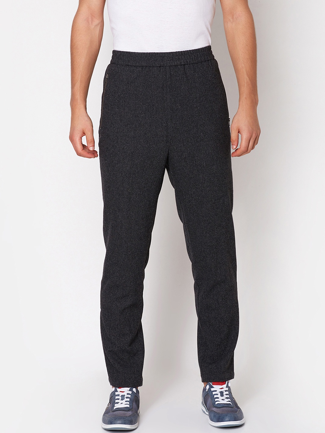 

LINDBERGH Men Charcoal Grey Solid Track Pants