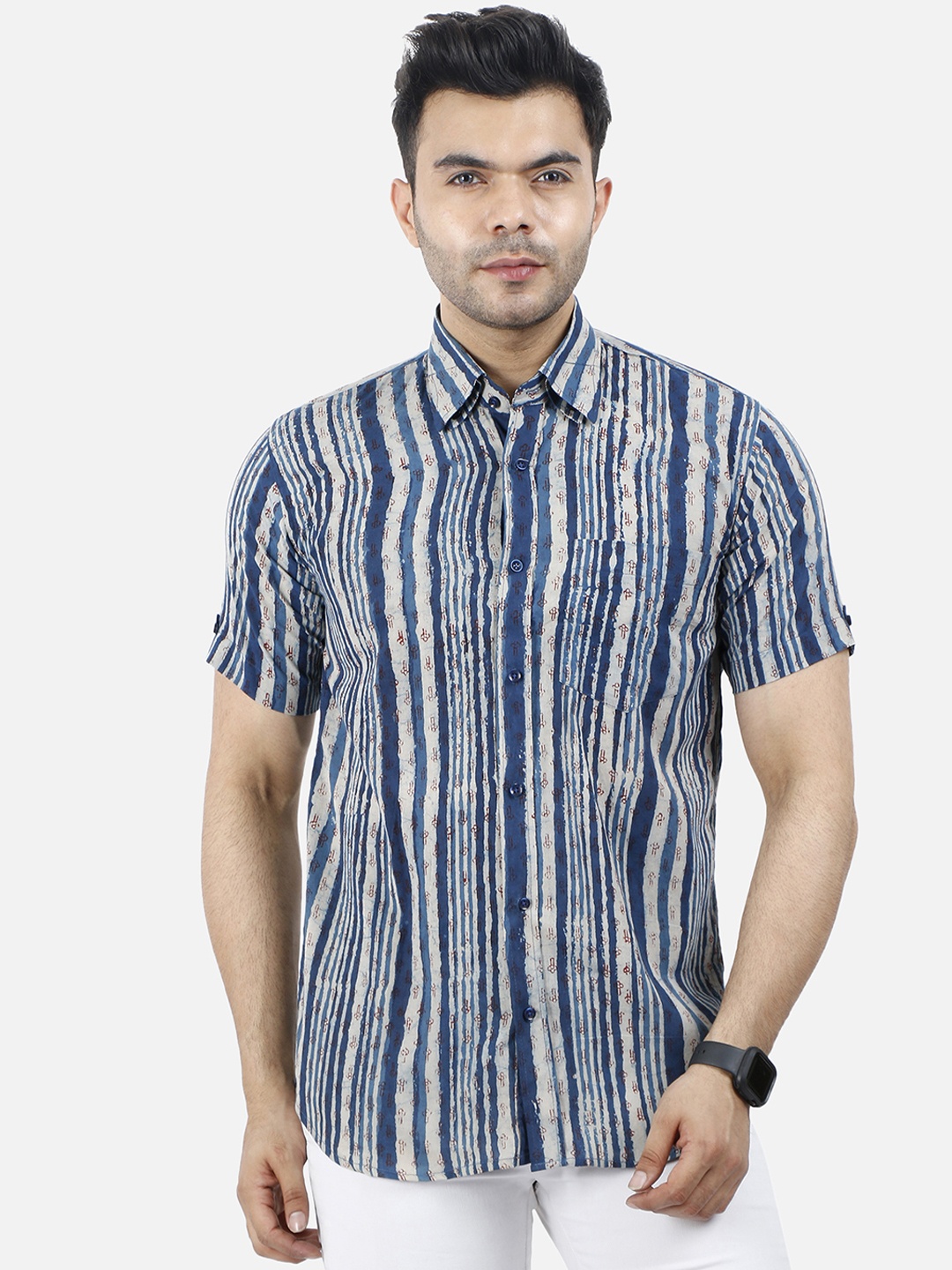 

Wintage Men Blue & White Regular Fit Striped Casual Shirt