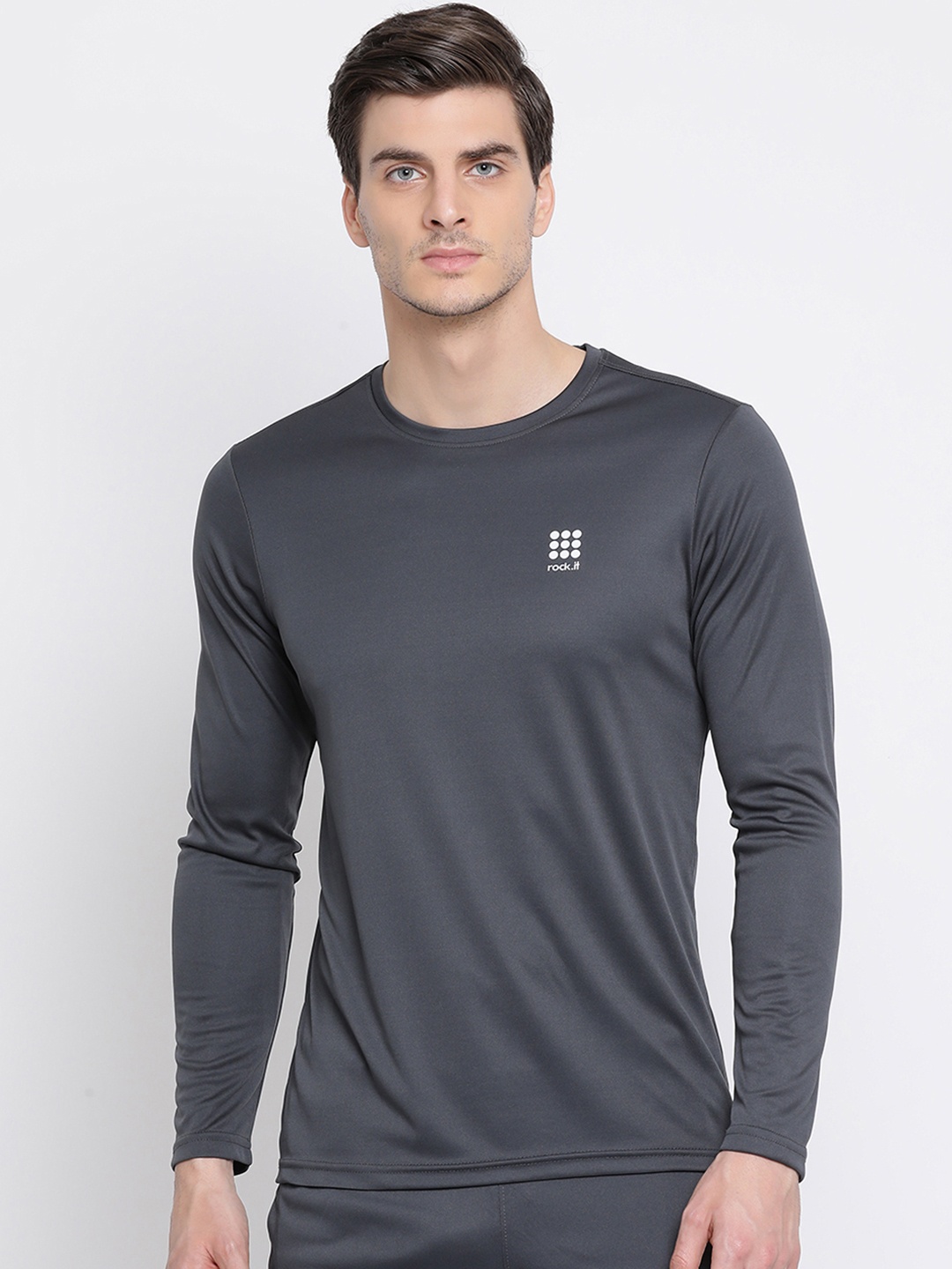 

rock.it Men Grey Solid Round Neck T-shirt