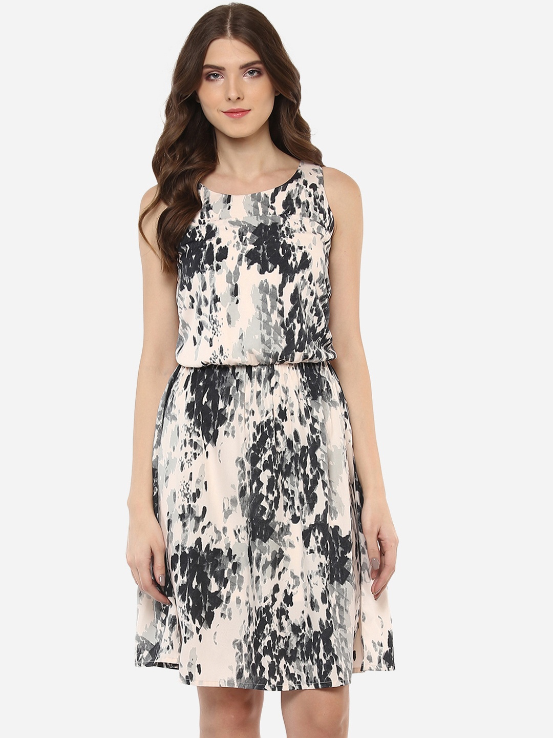 

Porsorte Women Pink & Black Printed Fit and Flare Dress