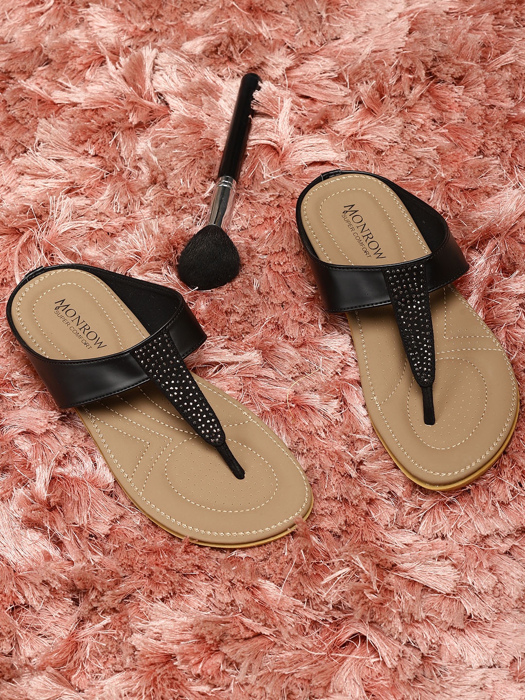 

Monrow Women Black Embellished PU T-Strap Flats