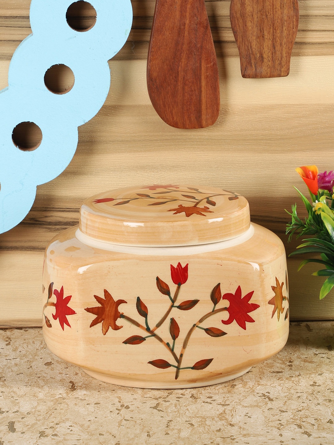 

CDI Cream-Coloured & Red Leafy Printed Handi