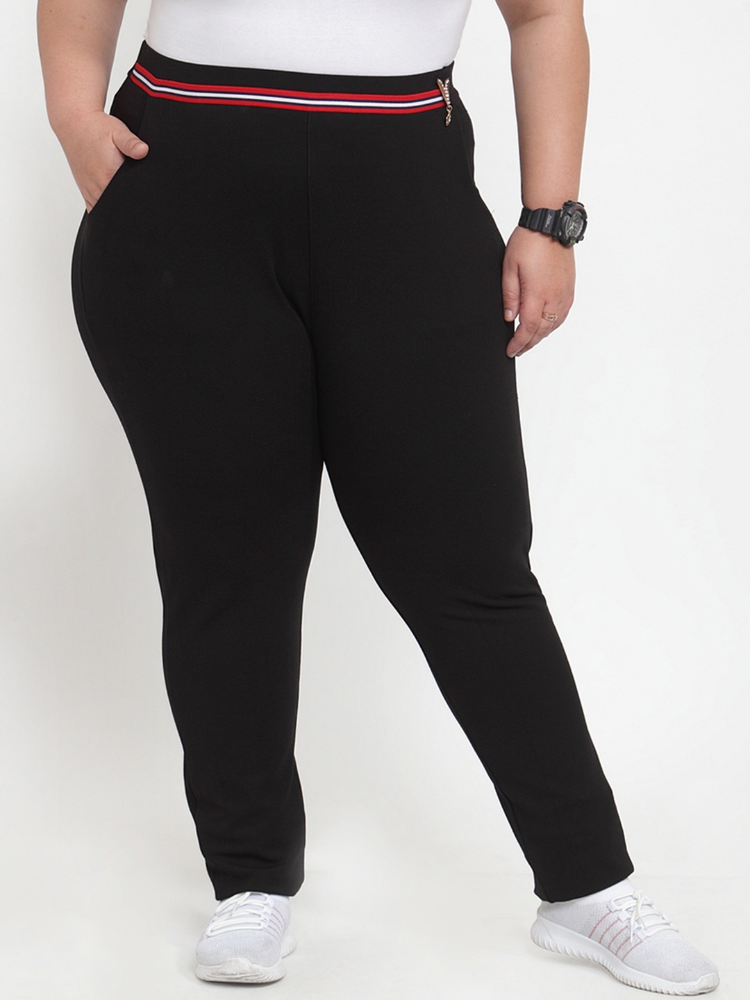 

plusS Women Black Solid Slim-Fit Treggings